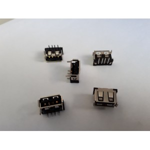 CONECTOR USB (4 TERM+2 TERRAS) CORPO CURTO DEITADO